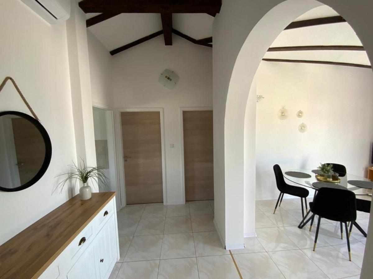 Apartment Eleni Šibenik Esterno foto
